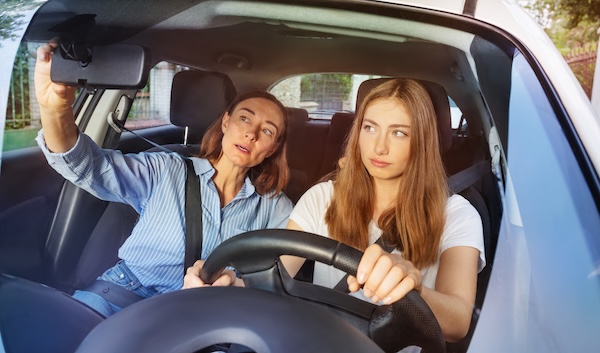 Smart Driving Advice Every Parent Should Share With Their Teen Driver