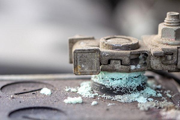 How Does Car Battery Corrosion Affect Cold Starts and Charging?